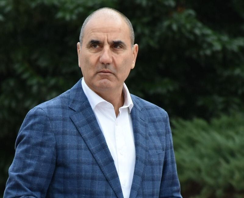 Радев и коалицията ПП-ДБ очакват мнозинство в парламента и промяна във ВСС, прогнозира Цветанов.